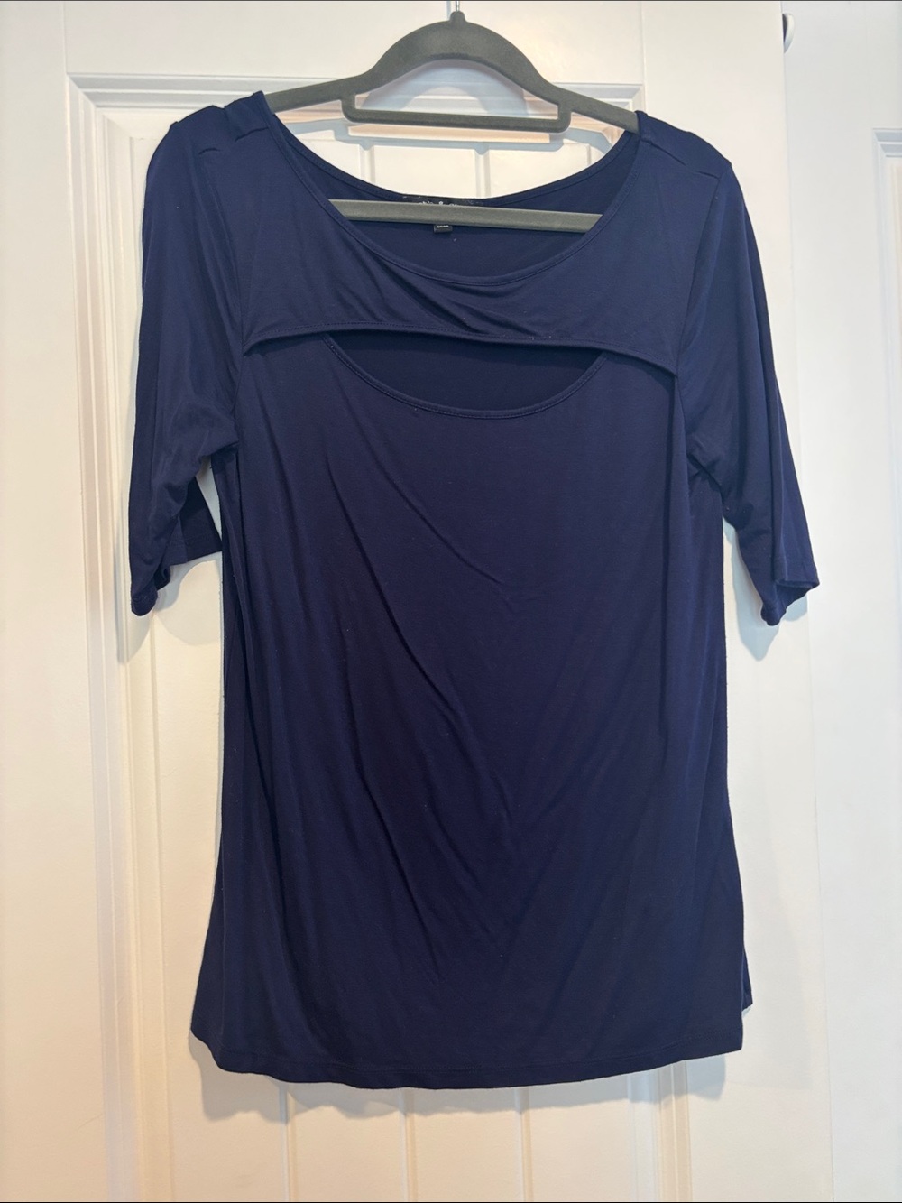 Peekaboo blouse - just the right amount of décolletage
